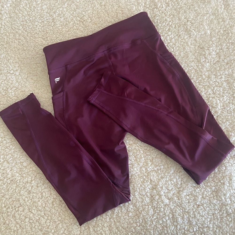 Fabletics Salar Statement PowerLite 7/8 - Picture 9 of 13